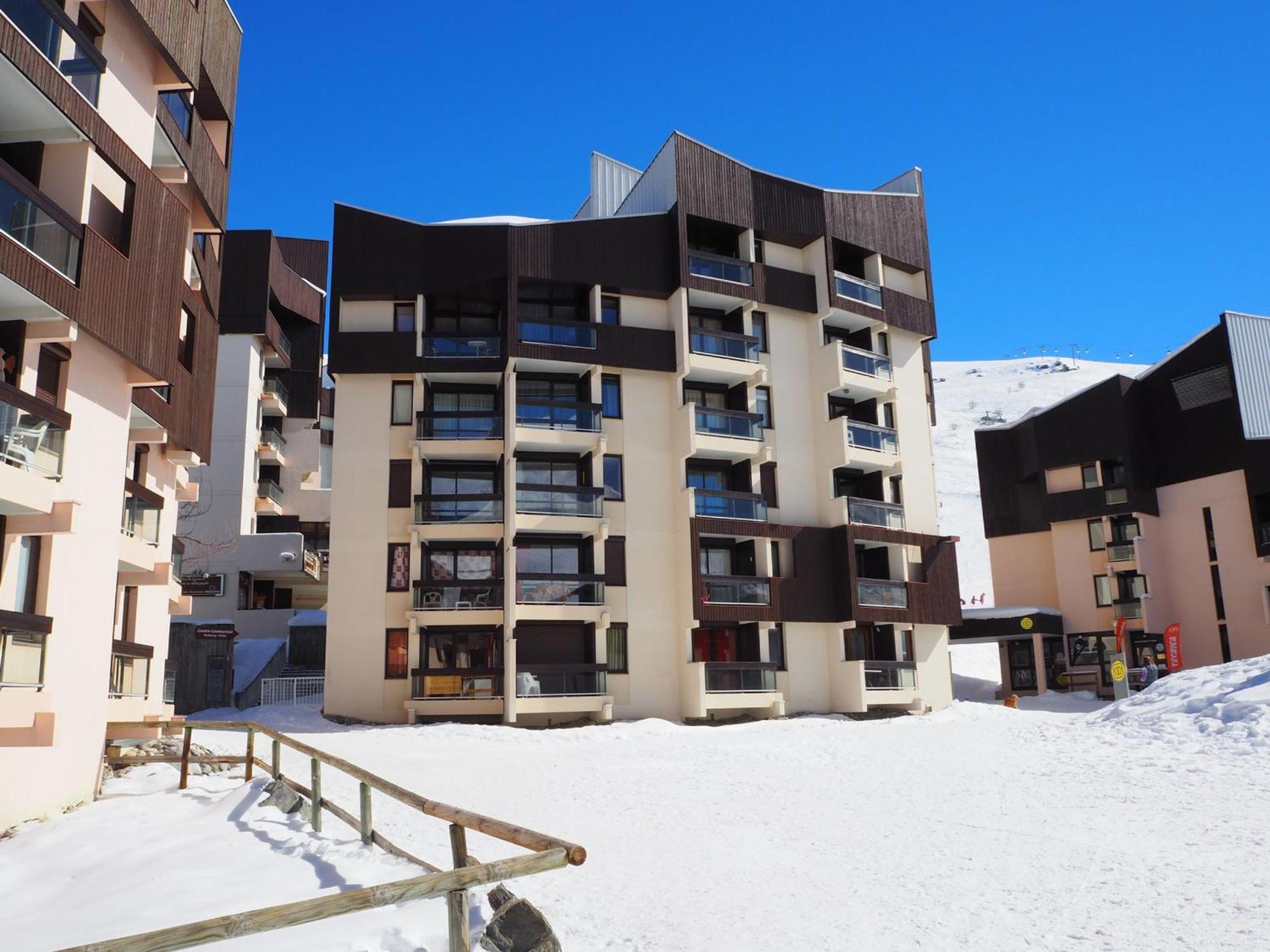 Appartement Montagne Renove - Balcon, Parking, Proche Pistes, Commerces Et Navettes - Fr-1-344-800 Сен-Мартен-де-Бельвіль Екстер'єр фото